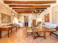 finca-perdiu-vell-petit-speisezimmer