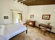 finca-tramuntana-schlafzimmer-4-doppelbett