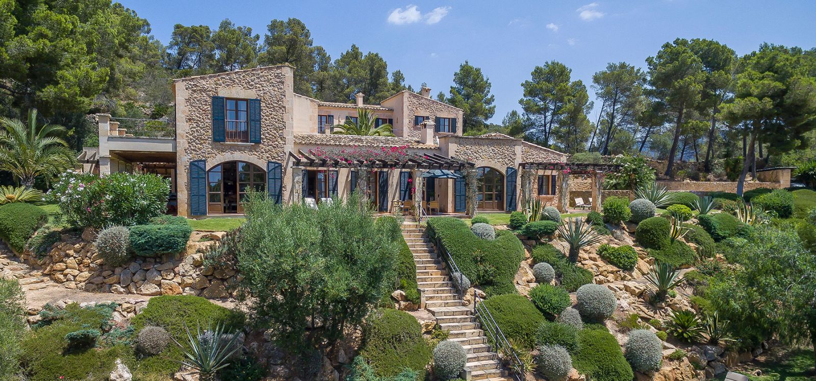 Exclusive fincas in Majorca and Ibiza