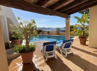 villa-miquel-morgen-terrasse-ueberdacht