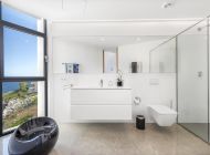 villa-ocean-view-badezimmer-dusche-bodengleich