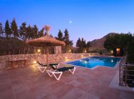 villa-cala-carbo-pool-treppeneinstieg